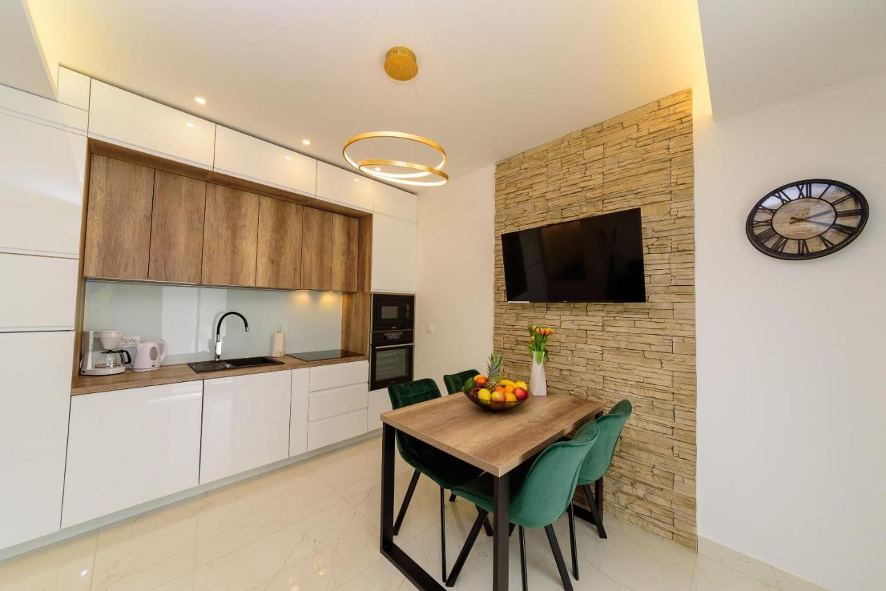 Apartmani Bokin Bol Exterior foto