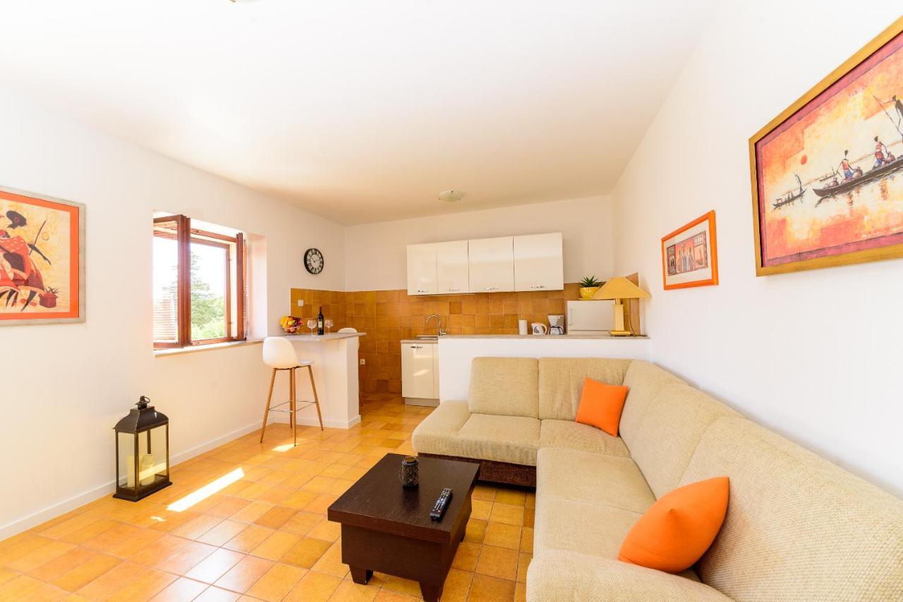 Apartmani Bokin Bol Exterior foto