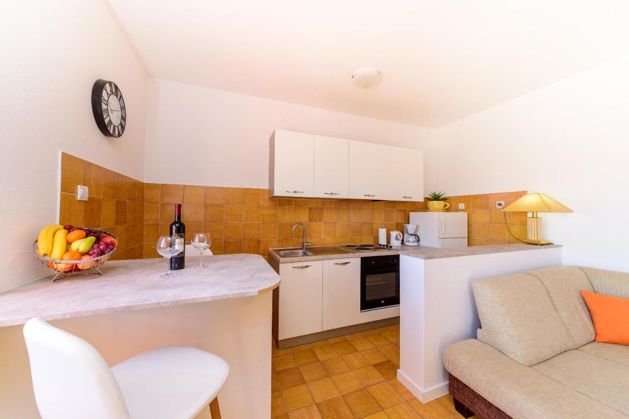 Apartmani Bokin Bol Exterior foto