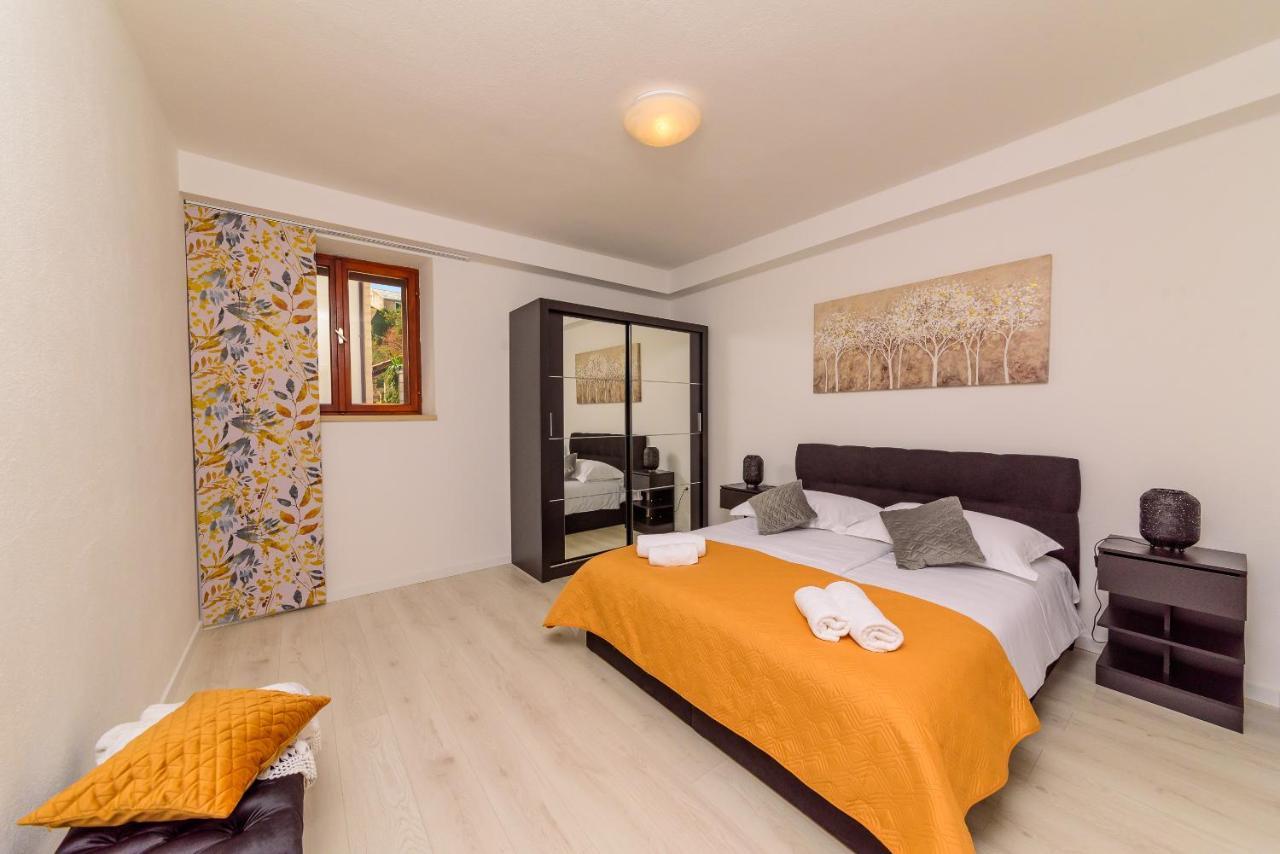 Apartmani Bokin Bol Exterior foto